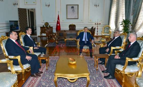 Başkan Baysan Ve Yardımcılarından Vali Yerlikaya'ya Ziyaret