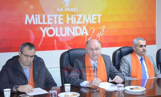 Ak Parti Çorlu İlçe Teşkilatı Yeni Yönetimini Tanıttı