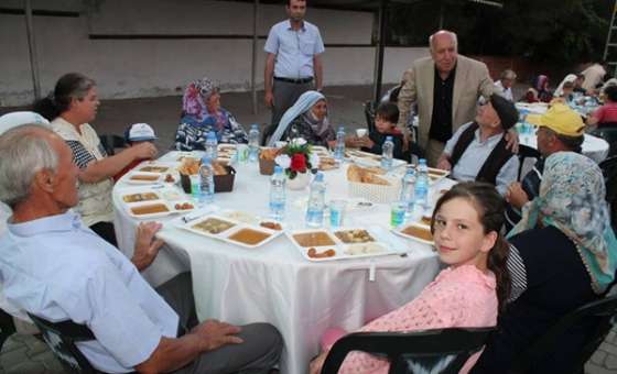 Türkmenli'de Iftar Vakti