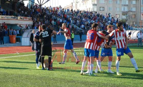 Çorluspor 1947 0 – 0 Babaeskispor