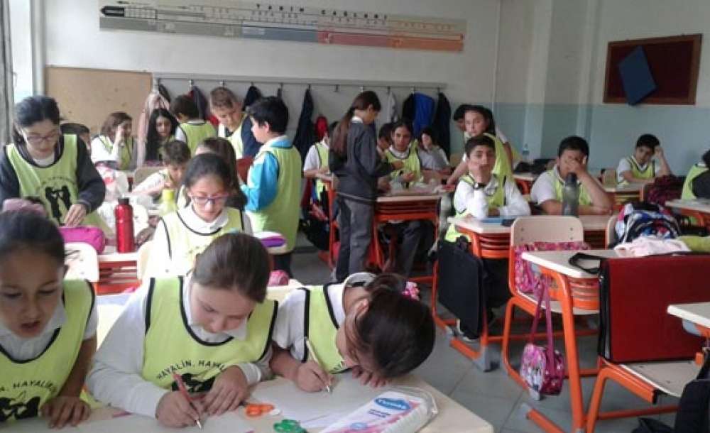 Suriyeli Çocukların Hayallerini Şahinler Ortaokulu Gerçekleştirecek