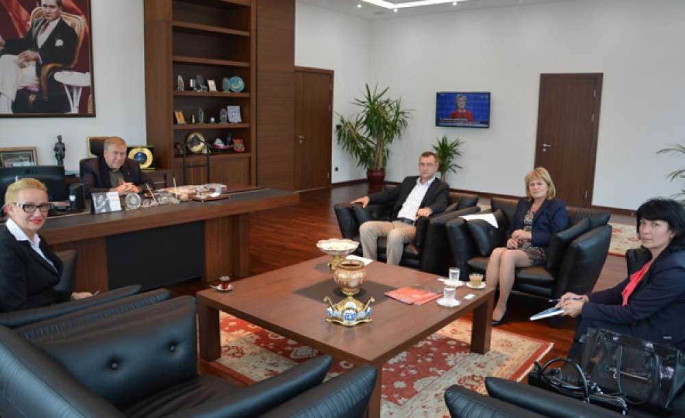 Bulgar İşkadınlarından Başkan Sülün'e Ziyaret
