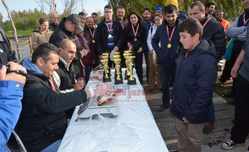 Çorlu'da Olta Balıkçılığı Turnuvası Düzenlendi
