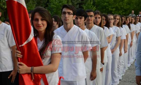 Anadolu Sağlık Meslek Lisesi`nden Mezuniyet Töreni